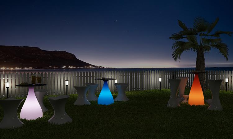 une soirée entre amis le luxe avec du mobilier outdoor en plus